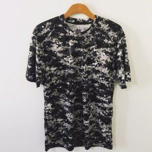 Men's Camo Activewear T-Shirt SZ M